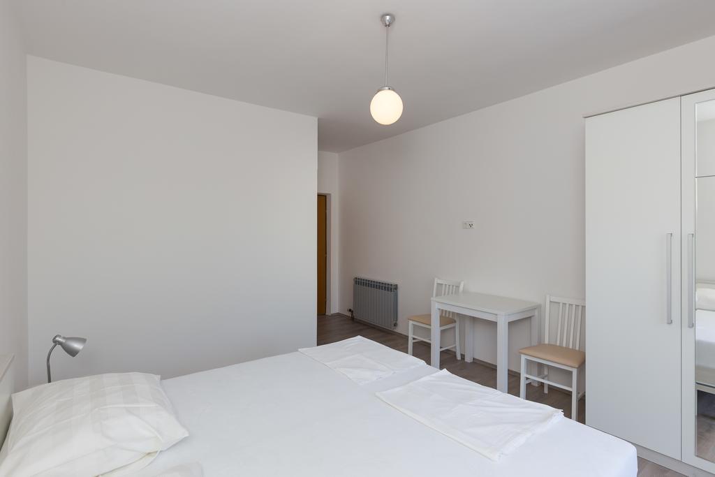 Rooms Villa Basica Saplunara Habitación foto